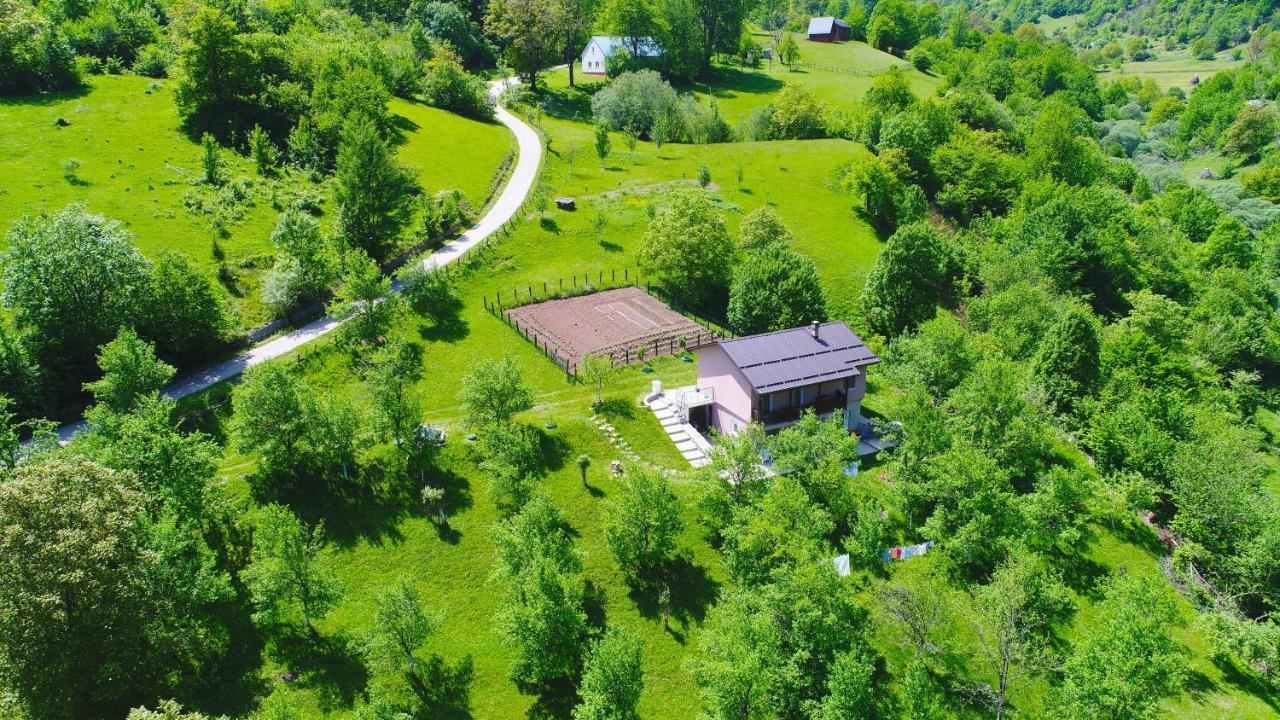 Penzion Privatni Smjestaj "Mratinje" Plužine Exteriér fotografie