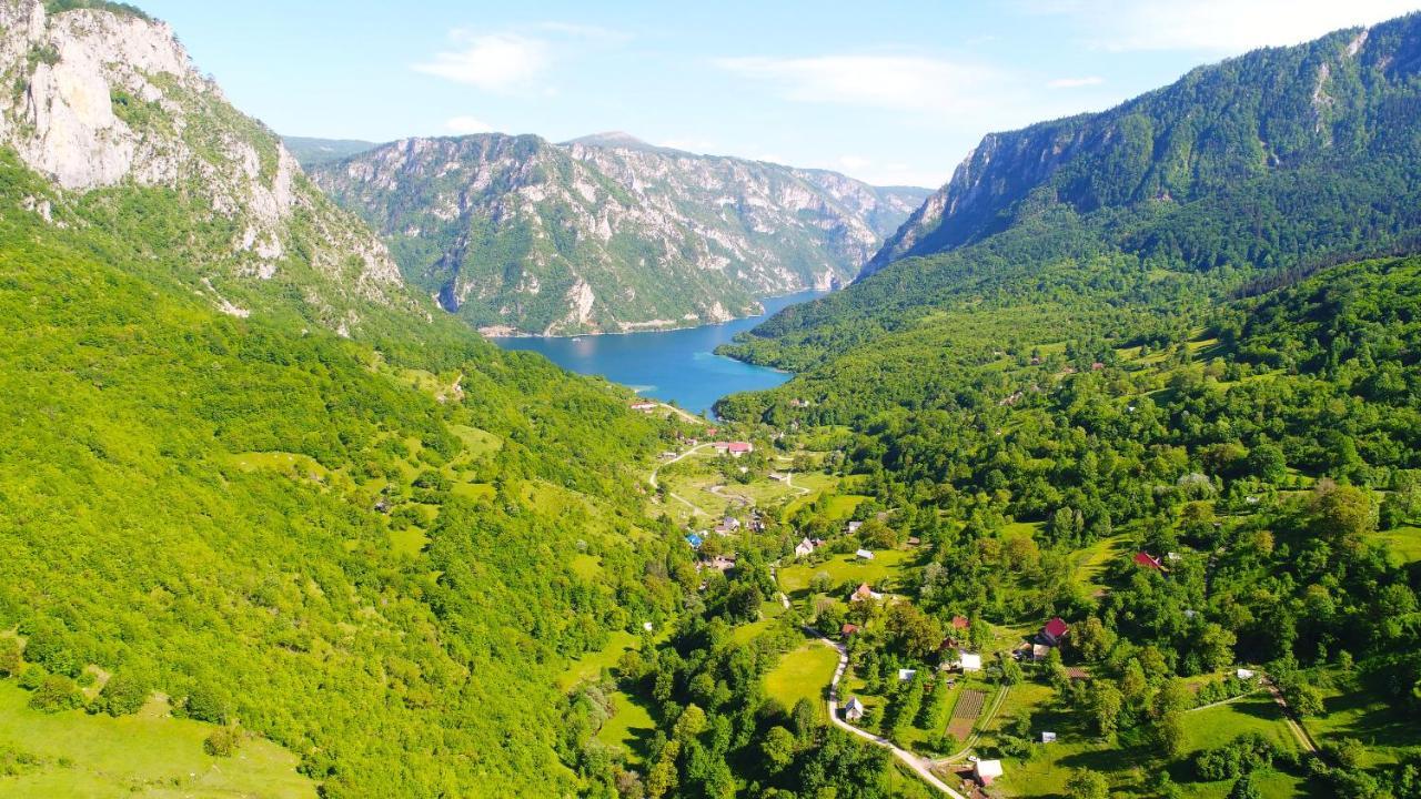 Penzion Privatni Smjestaj "Mratinje" Plužine Exteriér fotografie